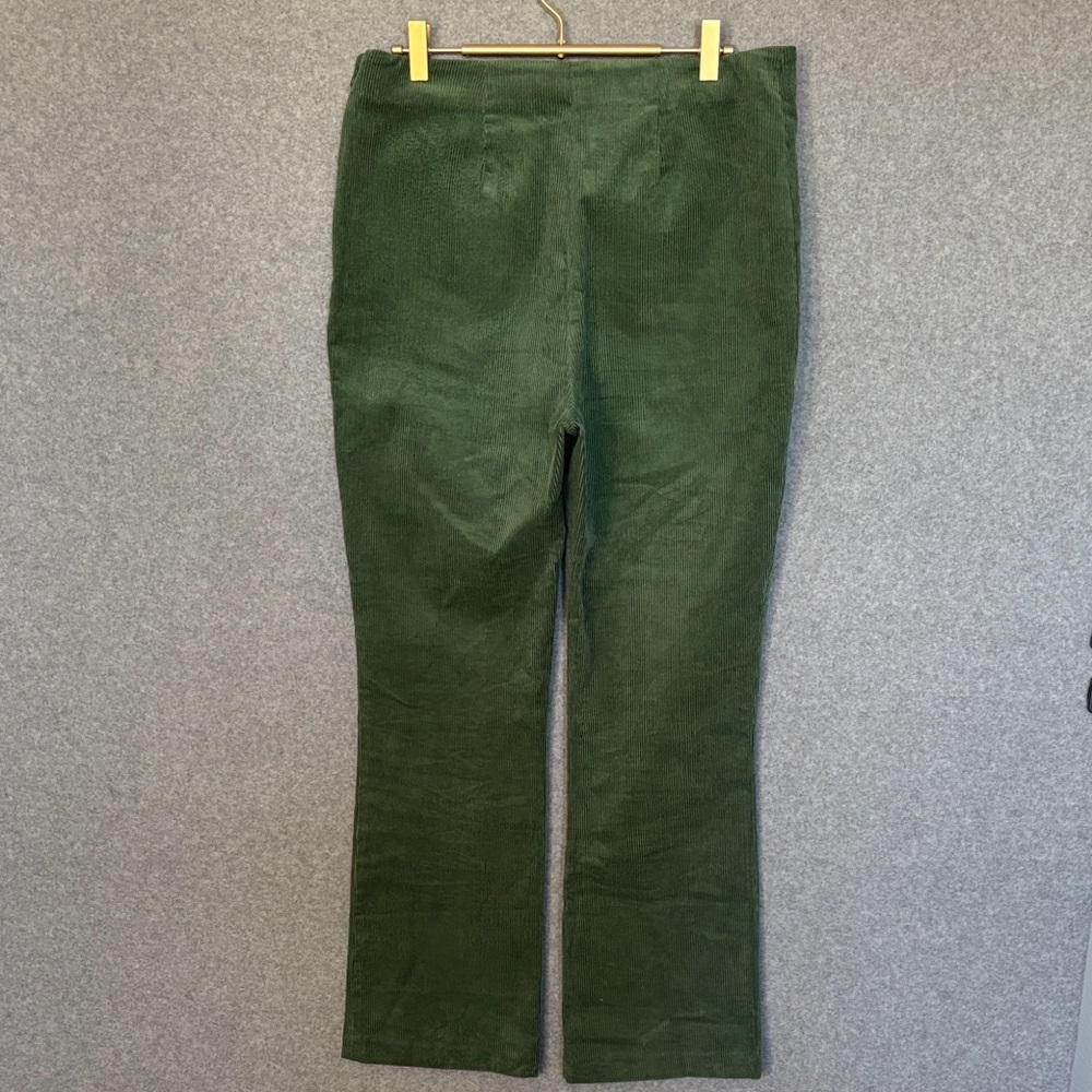 Tuckernuck Ashford High-Waisted Kick
Ankle Corduroy Pants L Green - Picture 4 of 12